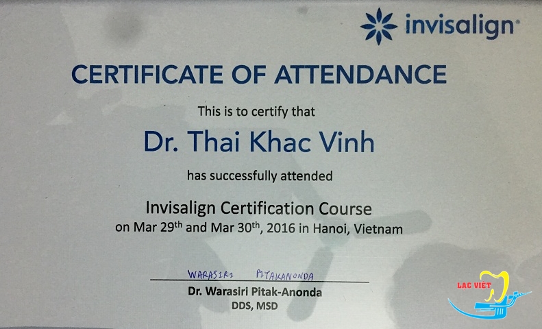 Bác sỹ Thái Khắc Vinh được đào tạo bài bản về niềng răng Invisalign